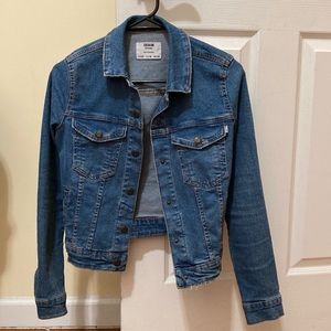 Size xs ,jacket jean ,new ,Super good condition